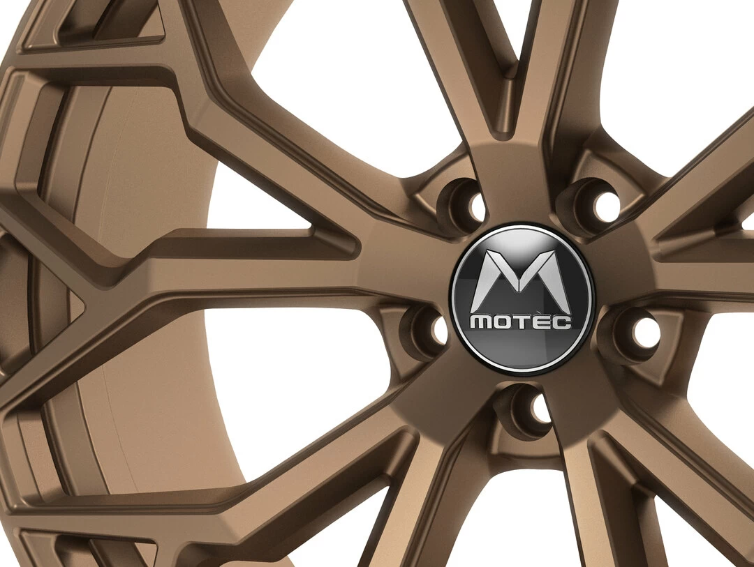 Motec MCT17 Bull